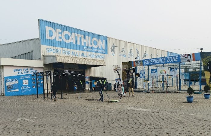 Get In Touch with Decathlon Azara, Guw